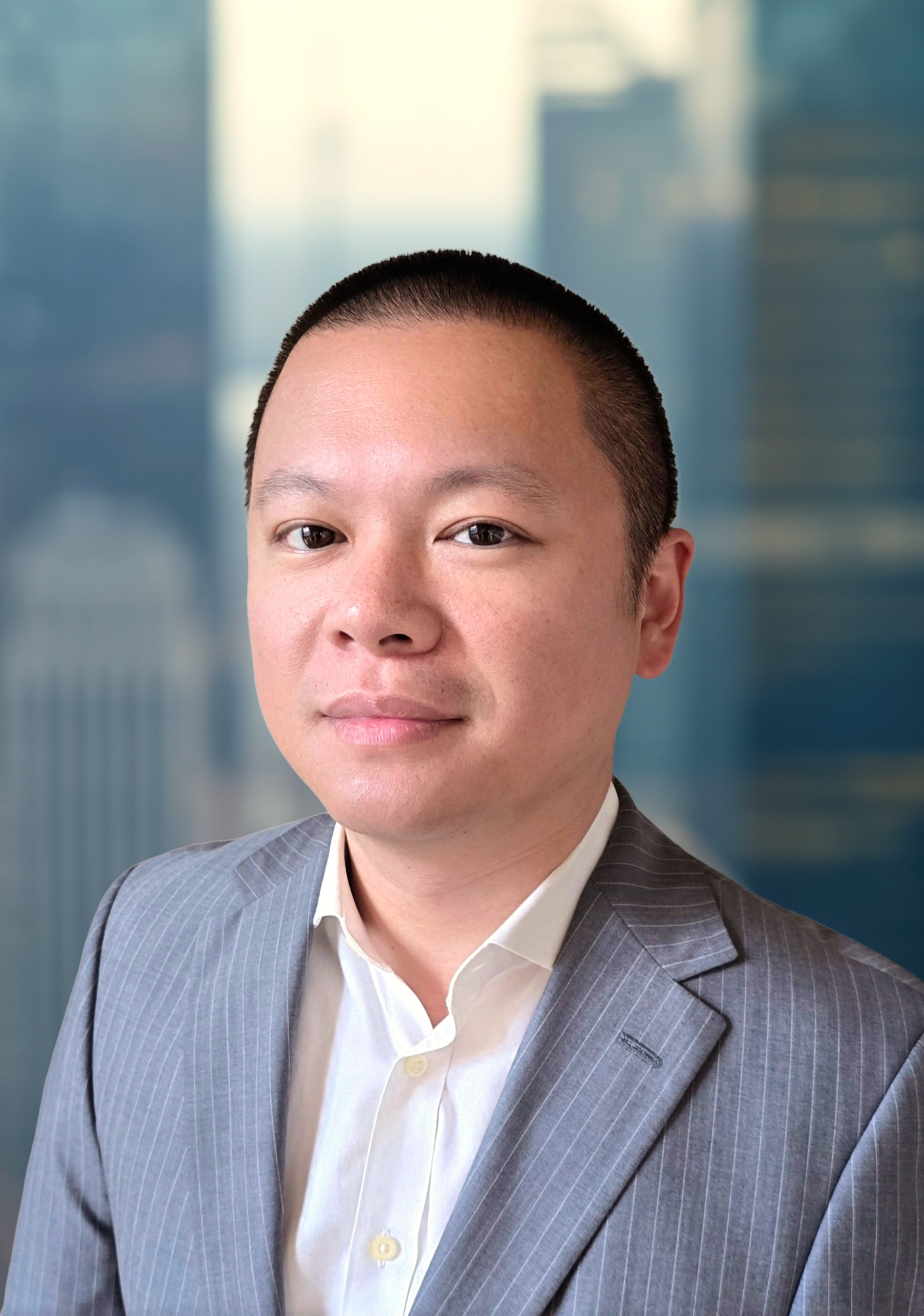 Head shot of Tony Liu