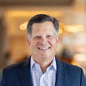 Head shot of Richard Varalla