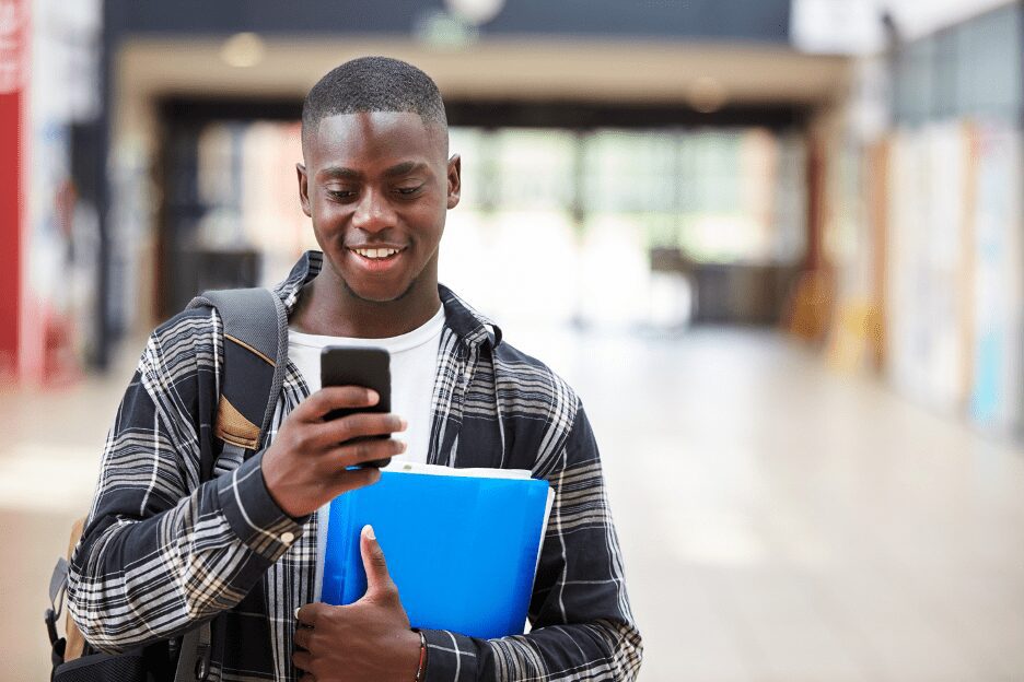 What to Put as Income on a Student Credit Card Application