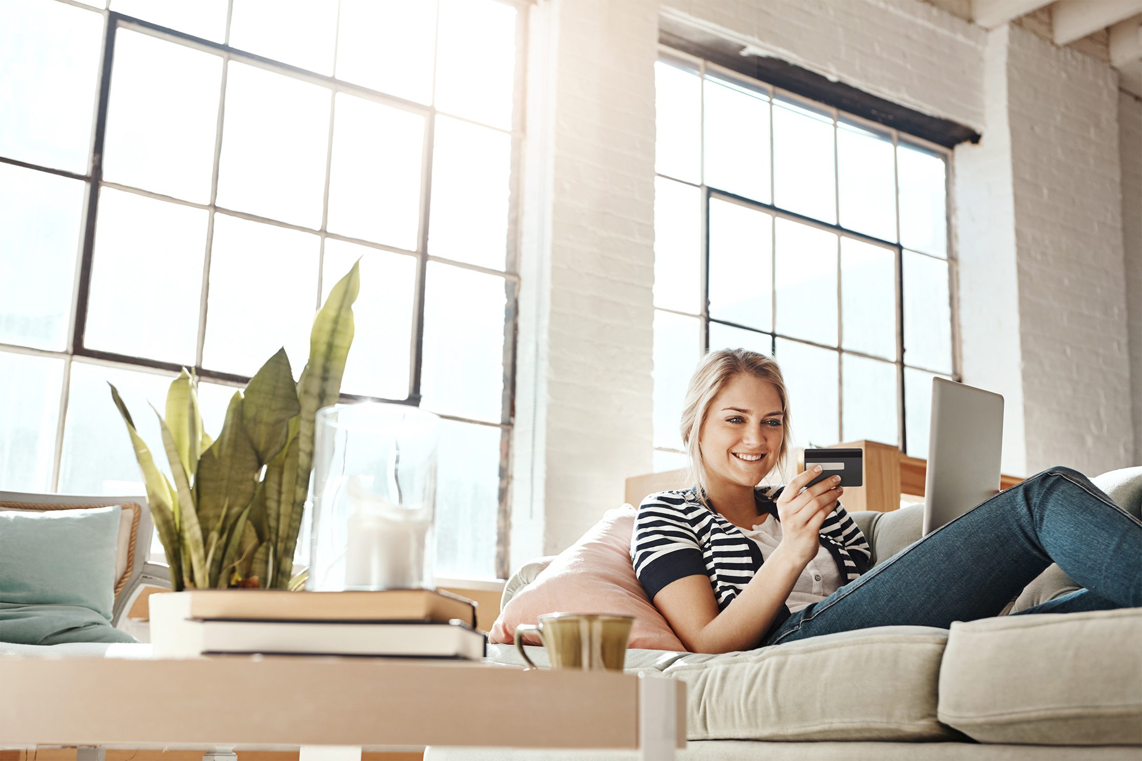 How Do Secured Credit Cards Work?
