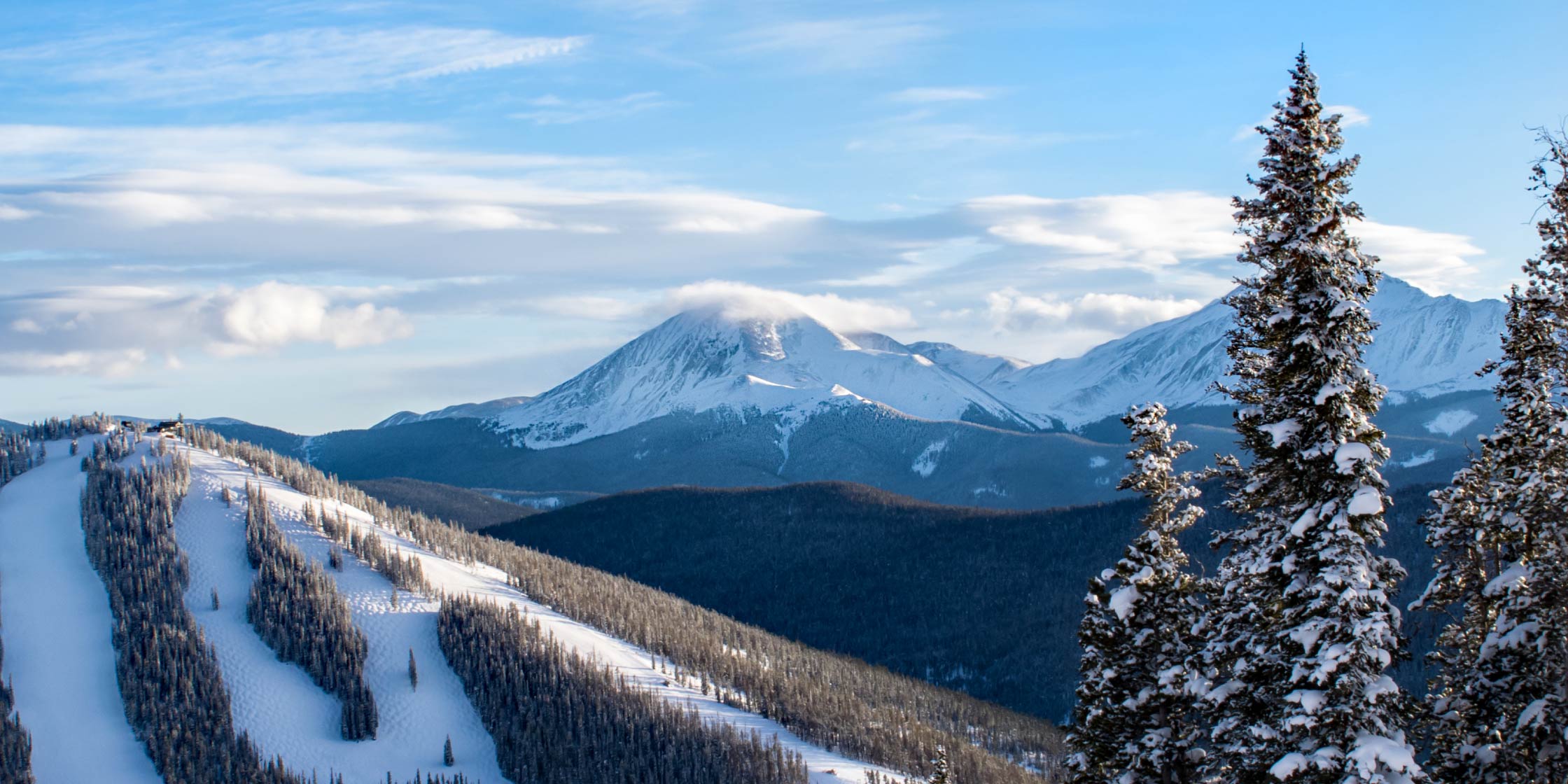 Scenic view of Colorado mountains in winter on a sunny day