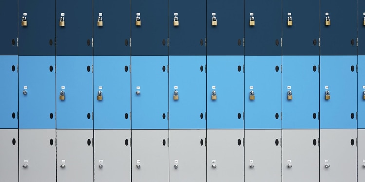 rows of navy, turquoise, and grey lockers